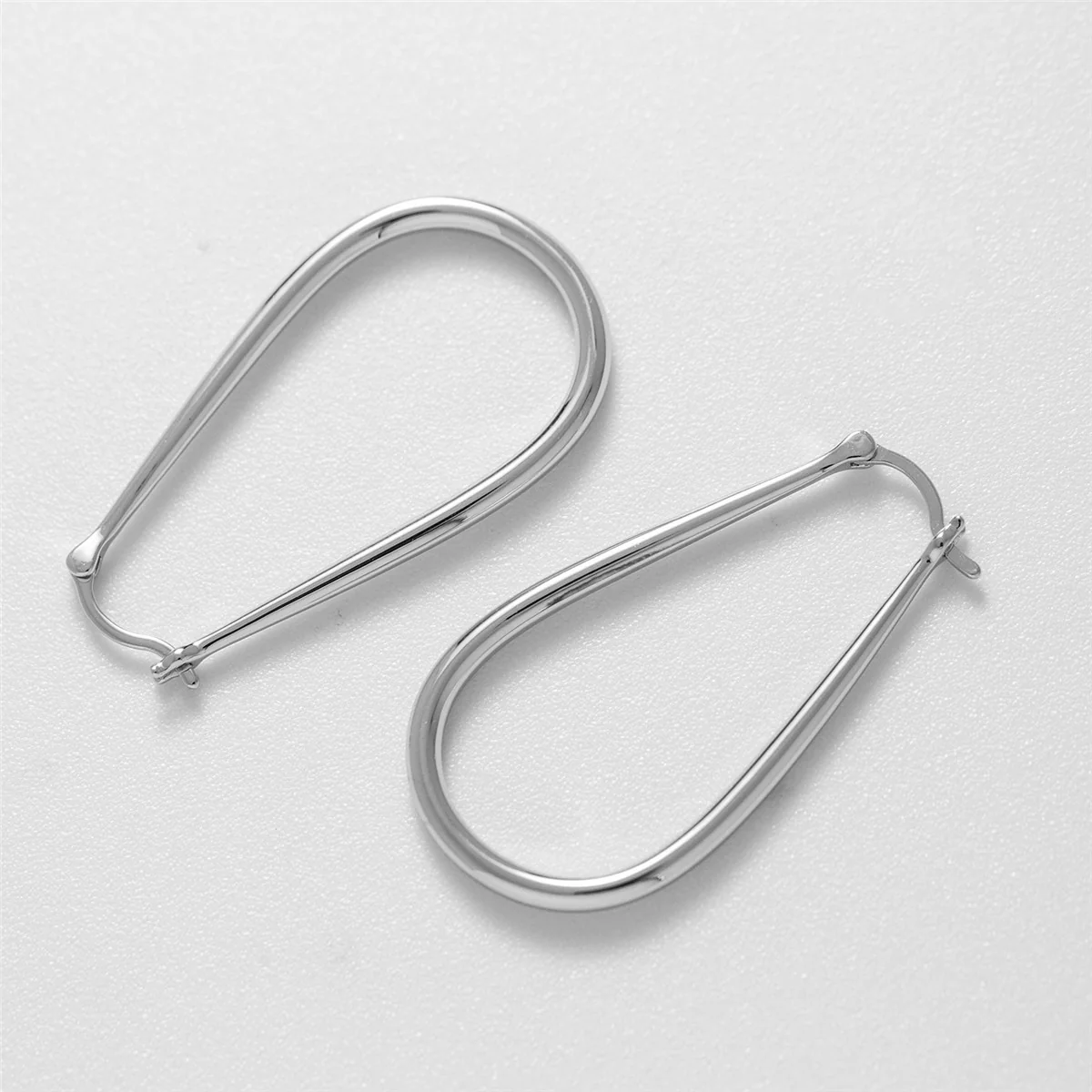 Beatrice 18k White Gold Plated 24mm U-Shaped Hoop Earrings - Image 8