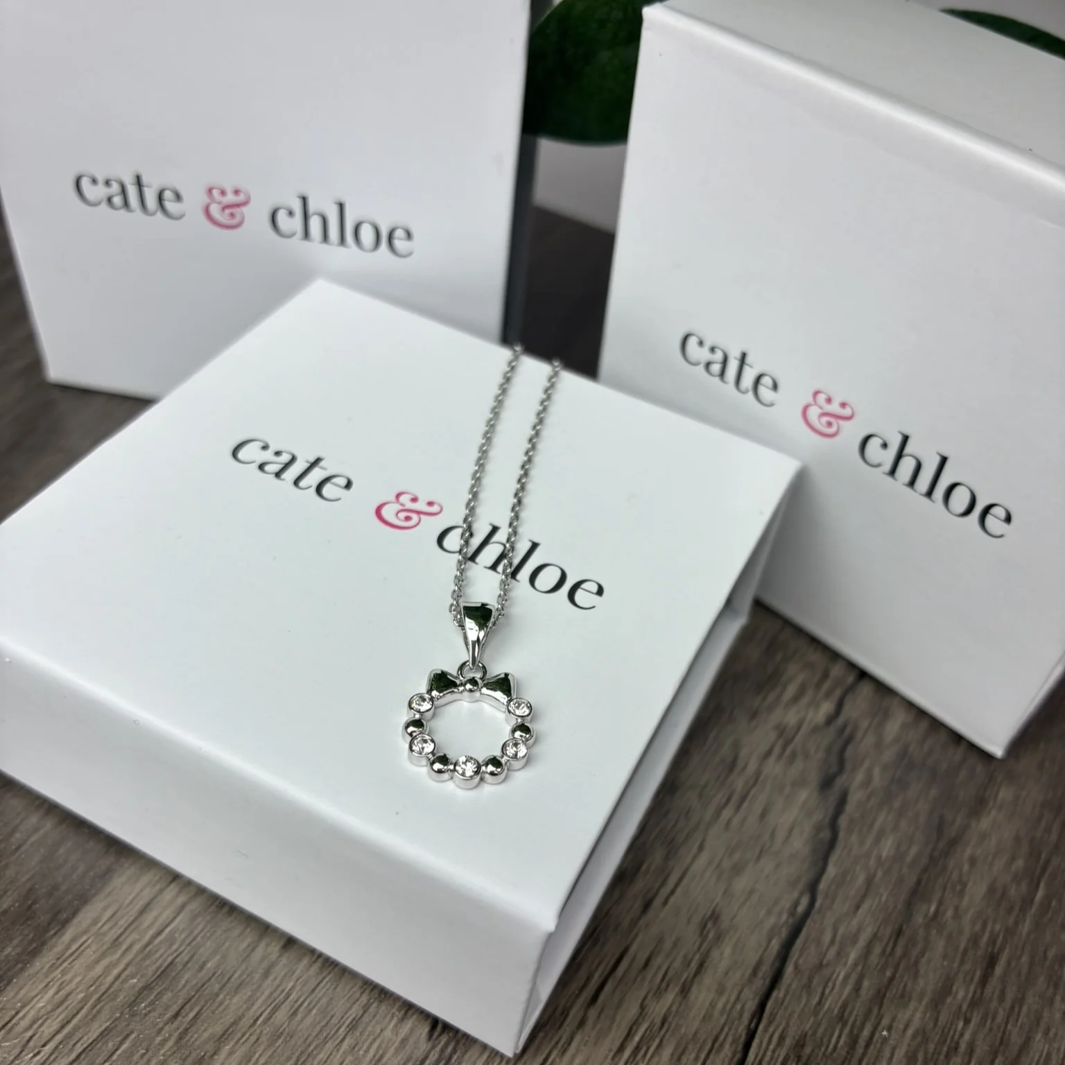 Edith 18k White Gold Plated Silver Ribbon Necklace with Swarovski Crystals - Image 6