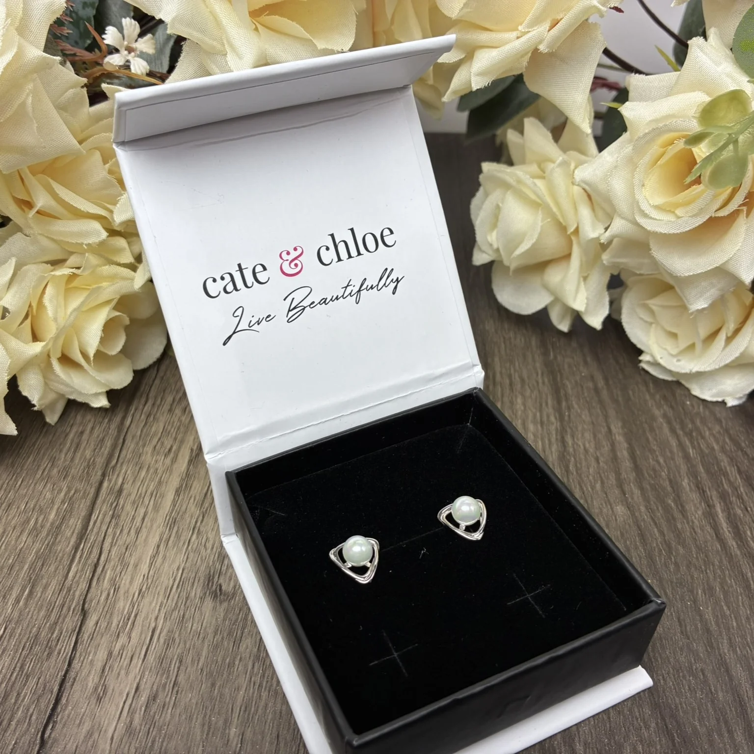Winnie 18k White Gold Plated Pearl Stud Earrings - Image 6